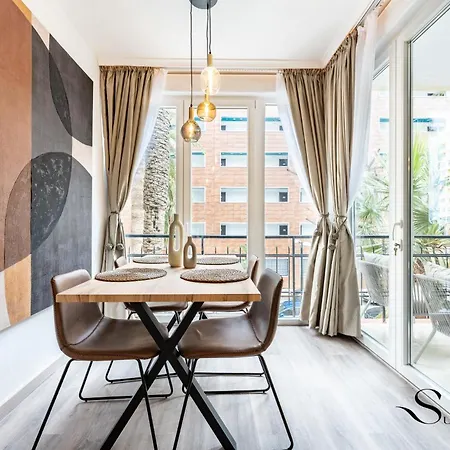 Апартаменти Perfect Stylish 1 Bedroom Getaway