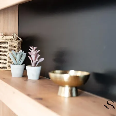 Perfect Stylish 1 Bedroom Getaway Апартаменти *