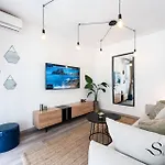 Perfect Stylish 1 Bedroom Getaway Apartment Torremolinos