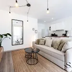 Perfect Stylish 1 Bedroom Getaway Apartment